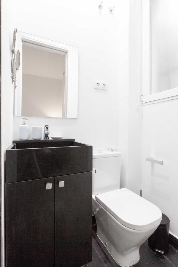 For You Rentals Puerta Del Sol Apartments Temporal Pre10B マドリード エクステリア 写真