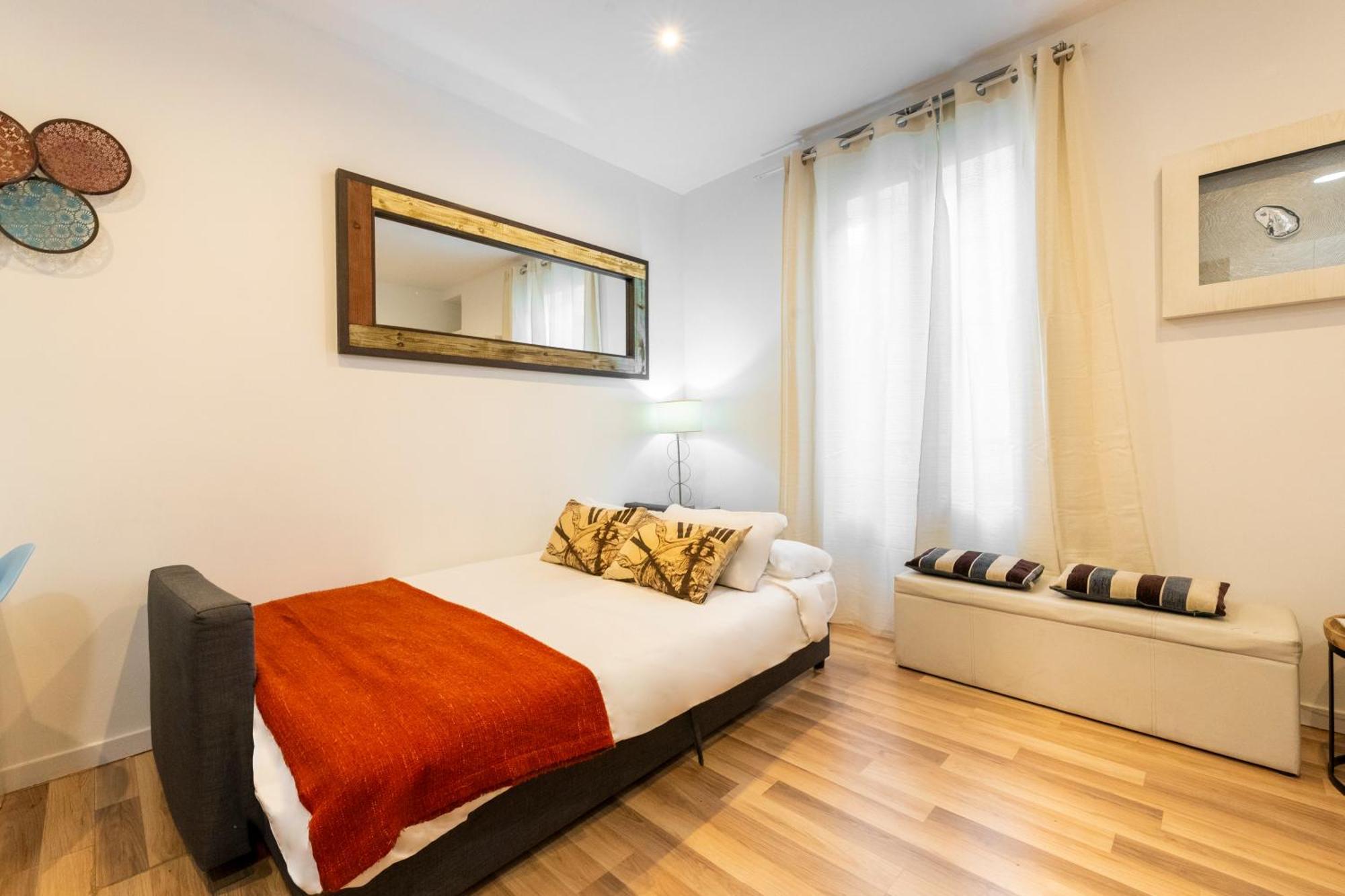 For You Rentals Puerta Del Sol Apartments Temporal Pre10B マドリード エクステリア 写真