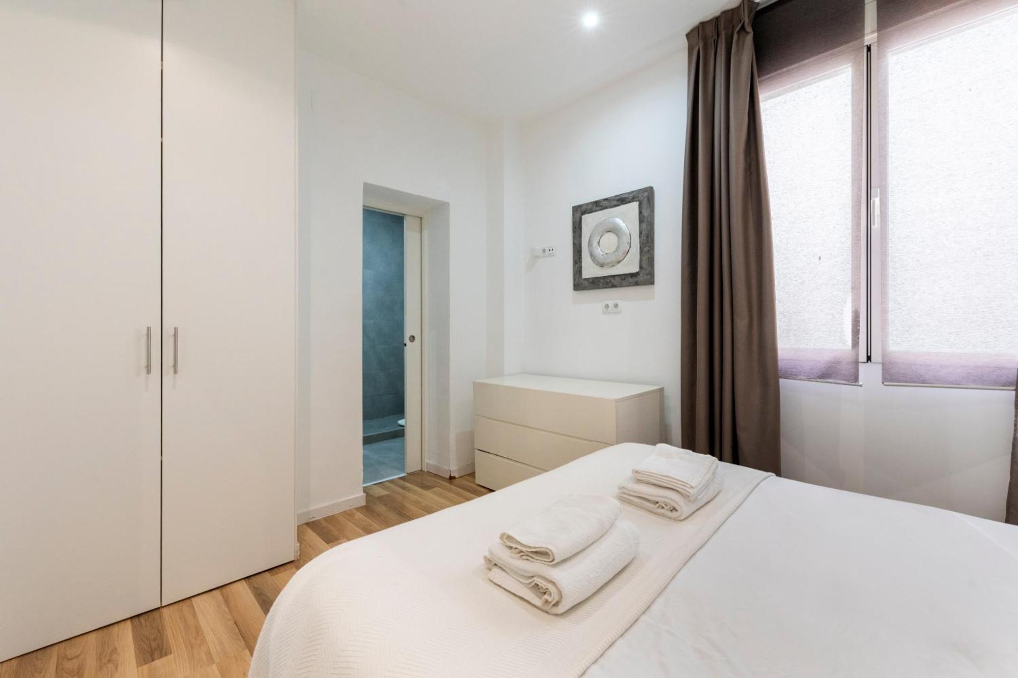 For You Rentals Puerta Del Sol Apartments Temporal Pre10B マドリード エクステリア 写真