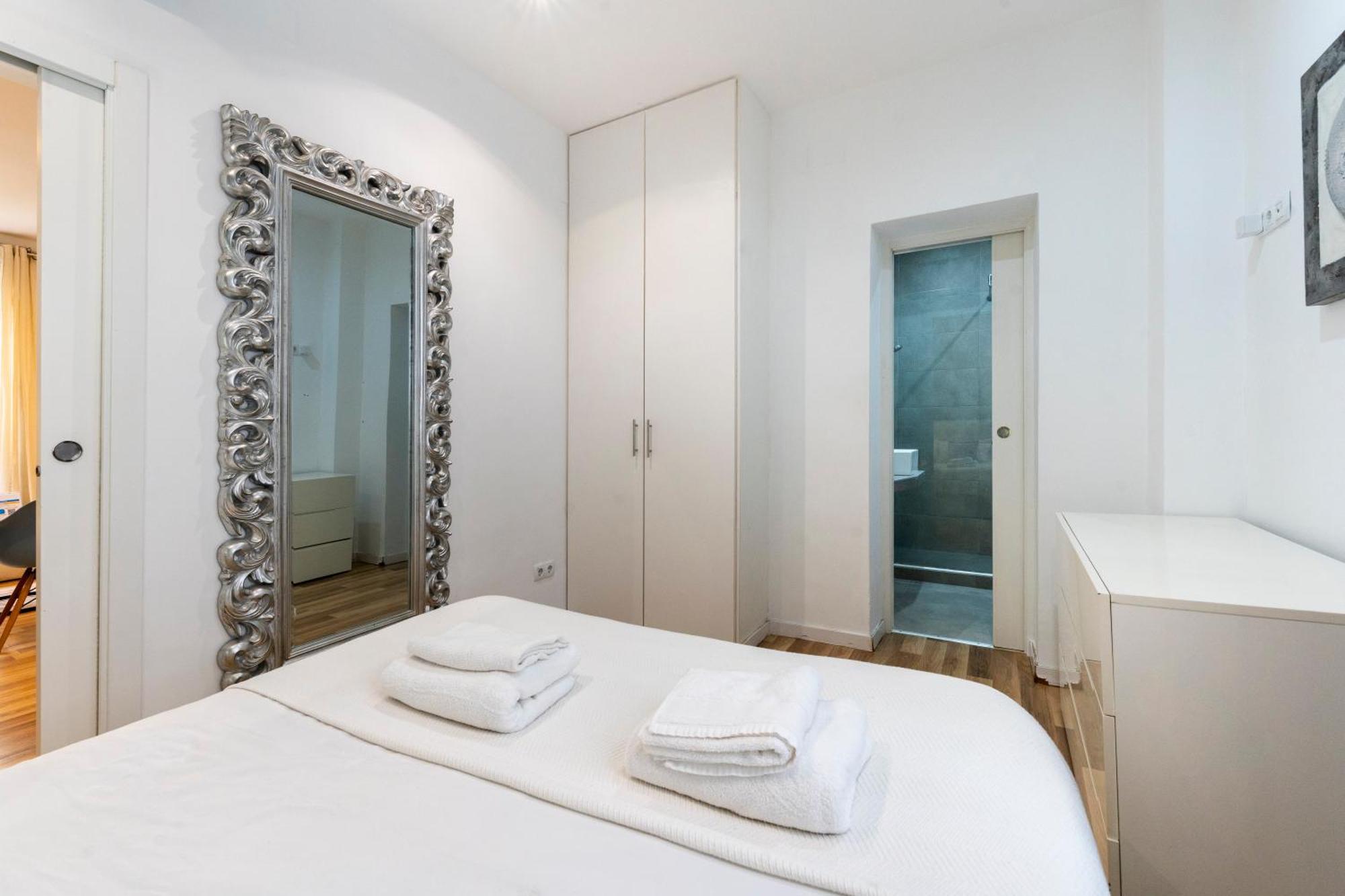 For You Rentals Puerta Del Sol Apartments Temporal Pre10B マドリード エクステリア 写真