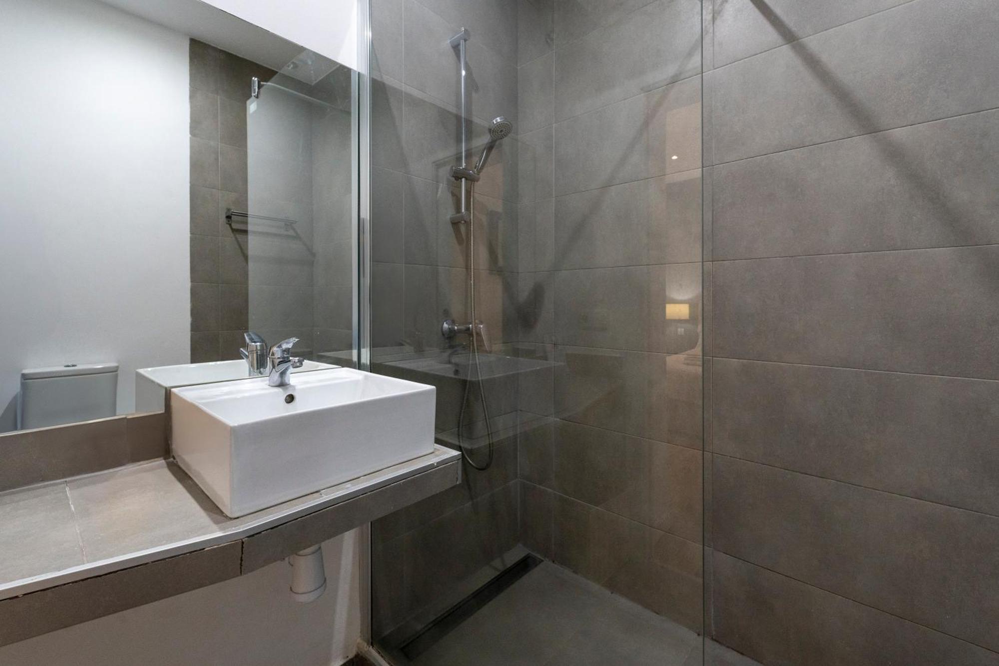 For You Rentals Puerta Del Sol Apartments Temporal Pre10B マドリード エクステリア 写真