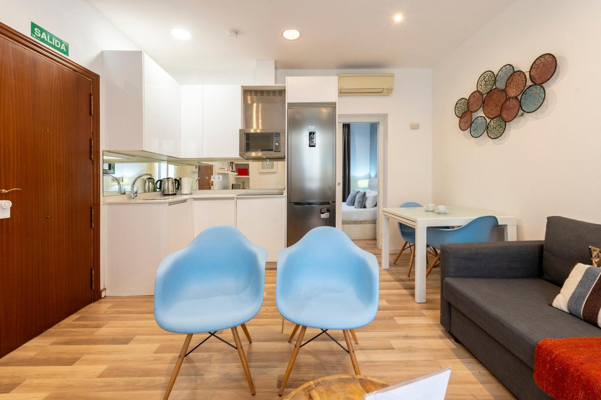 For You Rentals Puerta Del Sol Apartments Temporal Pre10B マドリード エクステリア 写真
